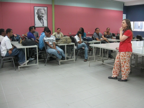 Dr Rauchas engaging in discussion with the cross-section of students from the Computing & Information Systems programming.